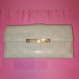 Gucci Guccissima Leather Flap Continental Wallet — Gray Embossed Leather